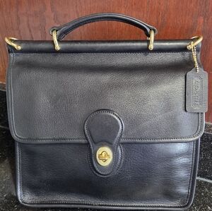 Vintage Coach 9927 Willis Bag Pristine Condition!
